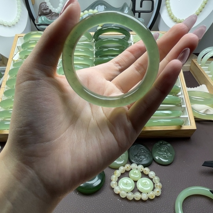 一****蛇纹石玉合金手镯