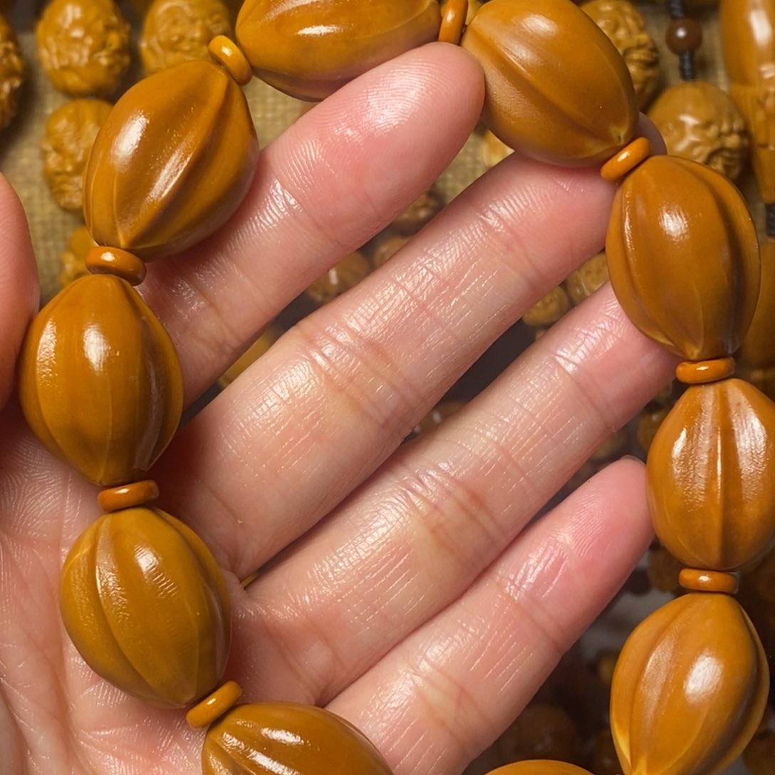 橄榄核手串/手链鲨鱼背