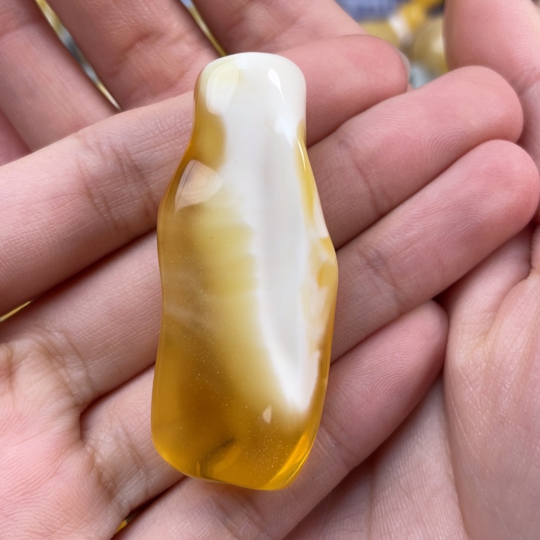 蜜蜡未镶嵌珠宝奇石微瑕