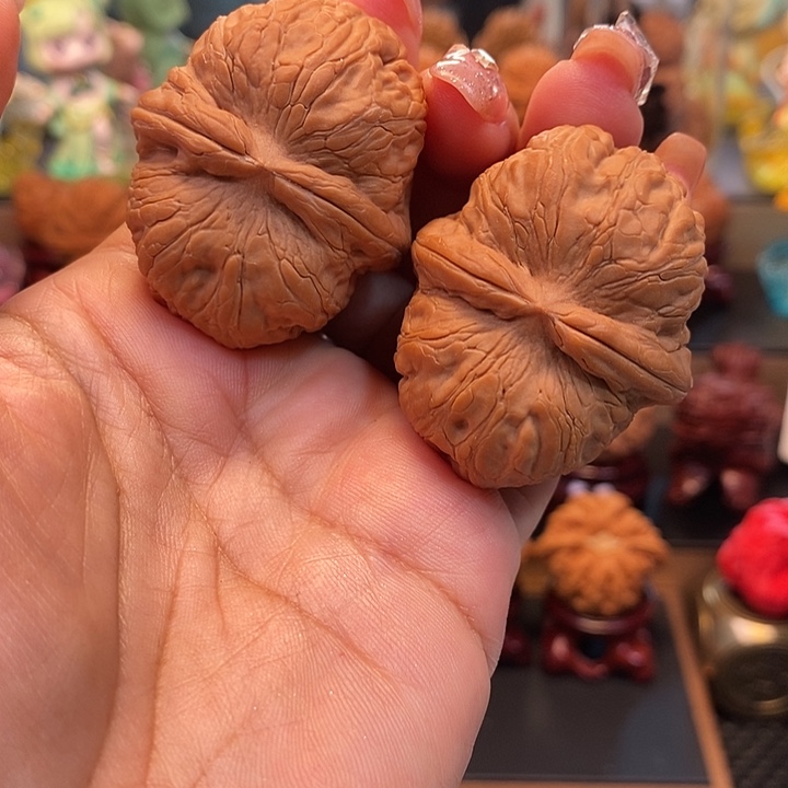 海***膜文玩核桃吊坠43元宝