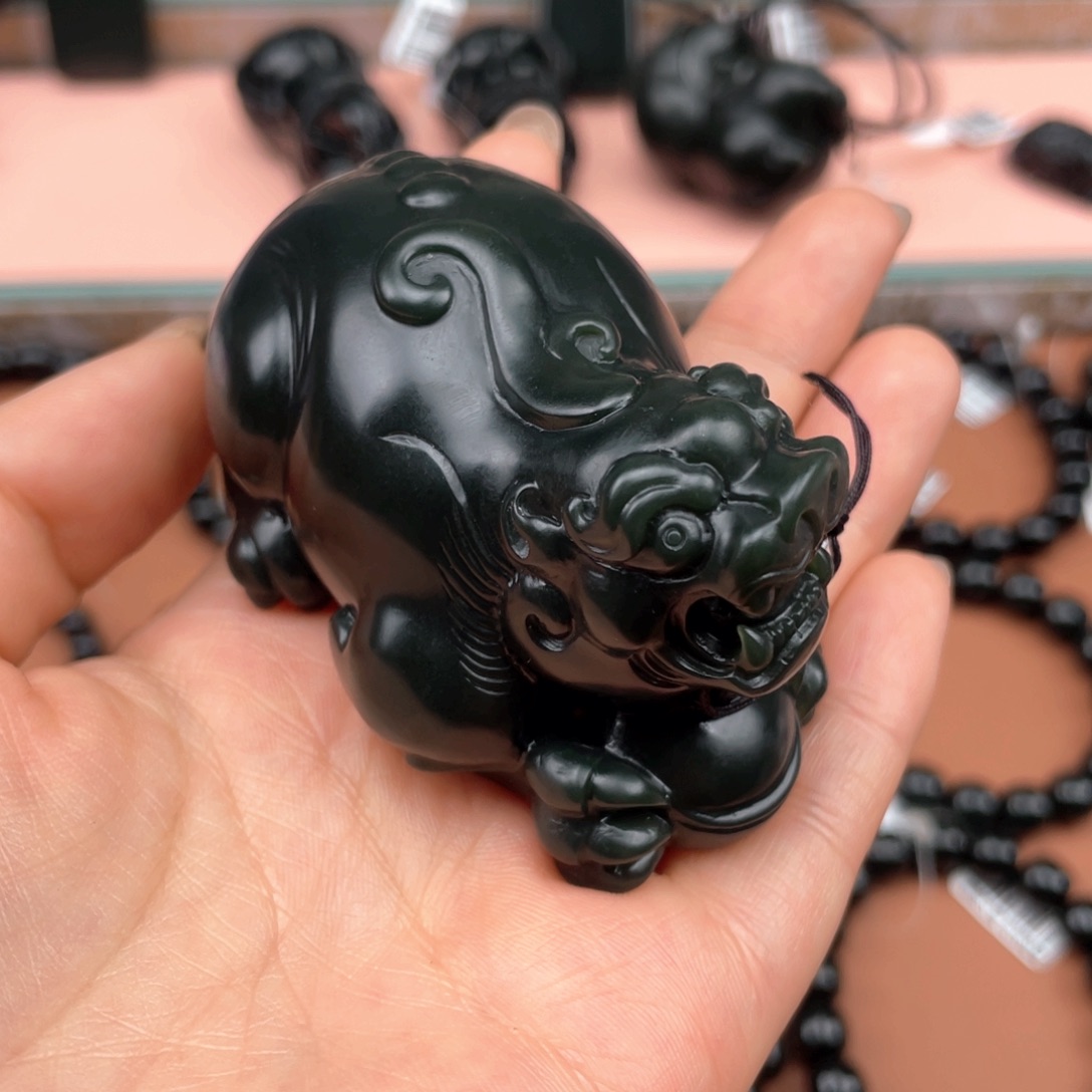 无***净和田玉未镶嵌手链