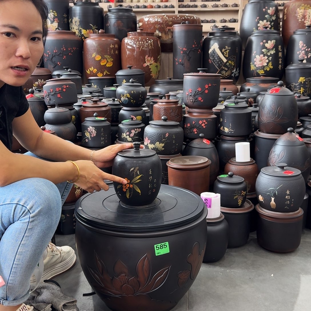 667瑕疵线雕小罐.300克左右瑕疵彩填小花生923