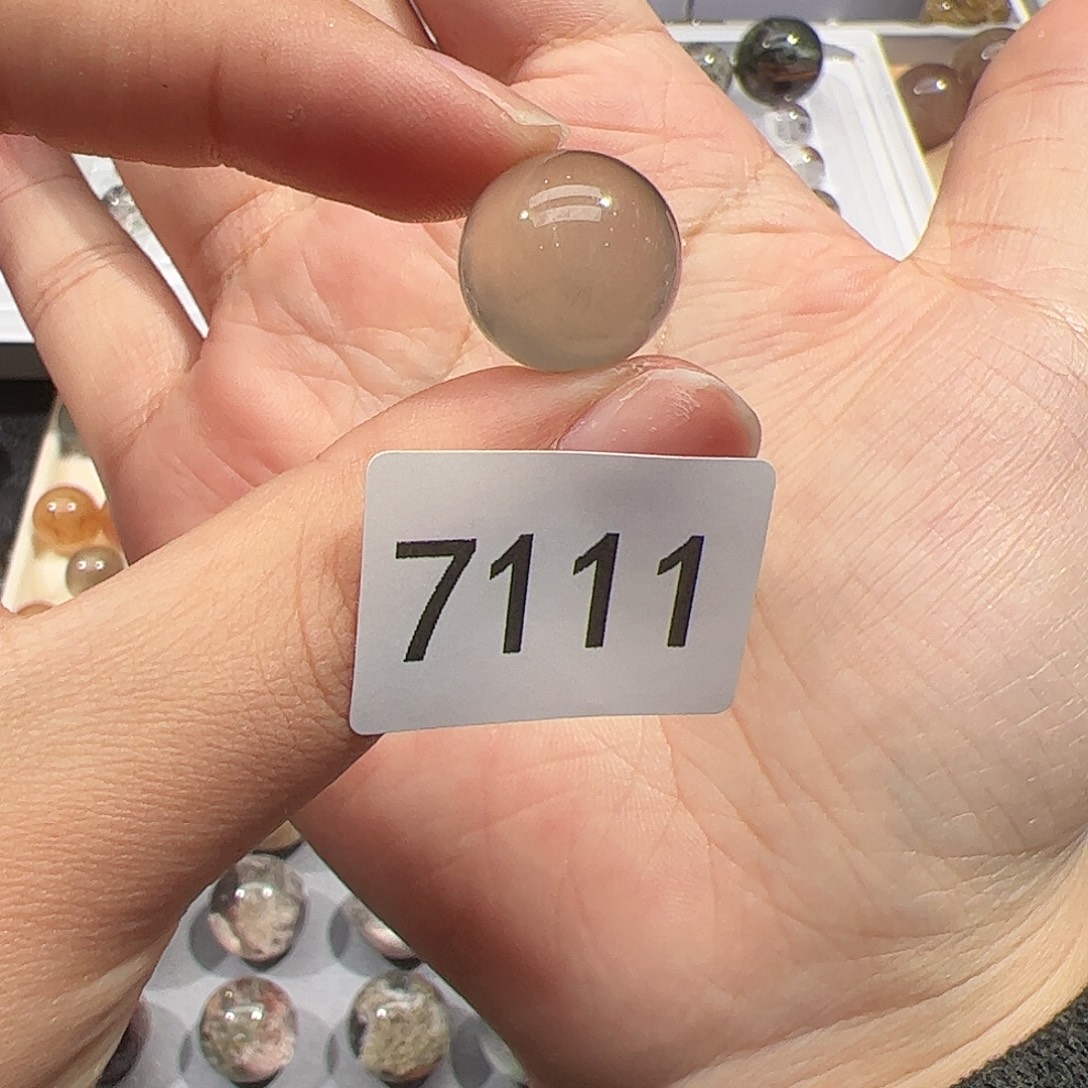 未镶嵌水晶大型摆件（非配饰）