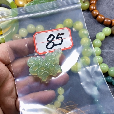 未镶嵌蛇纹石玉手链