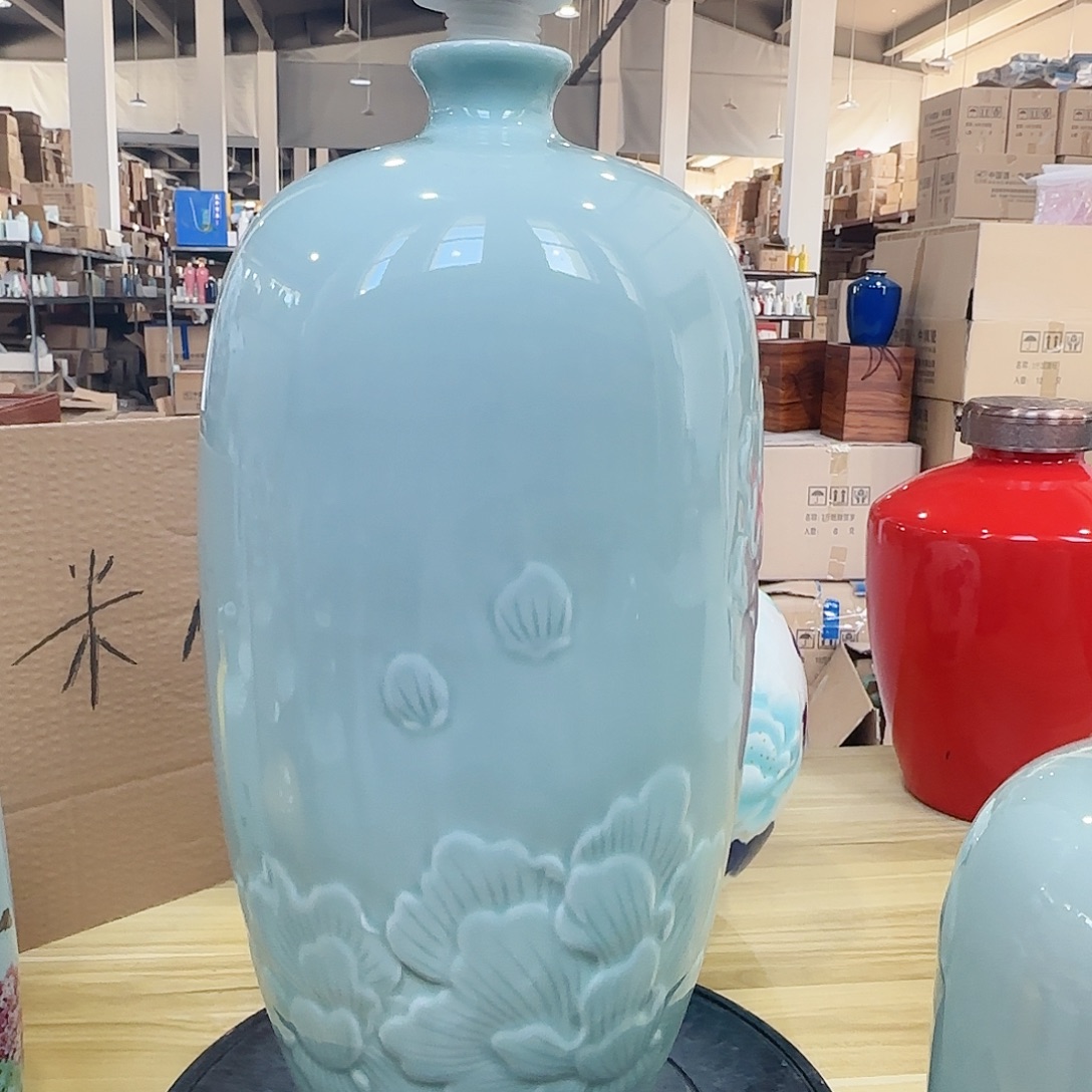 10斤装牡丹酒瓶1个微瑕