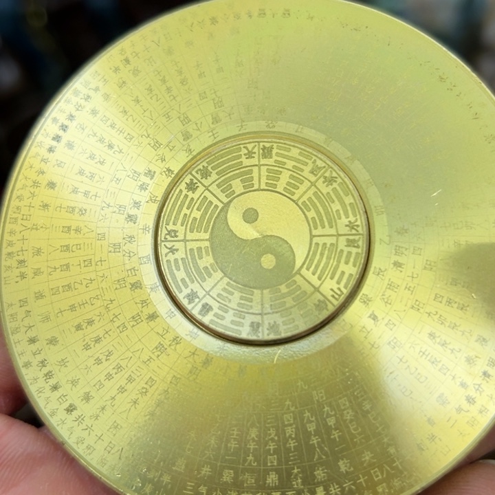 专属定制精美铜摆件