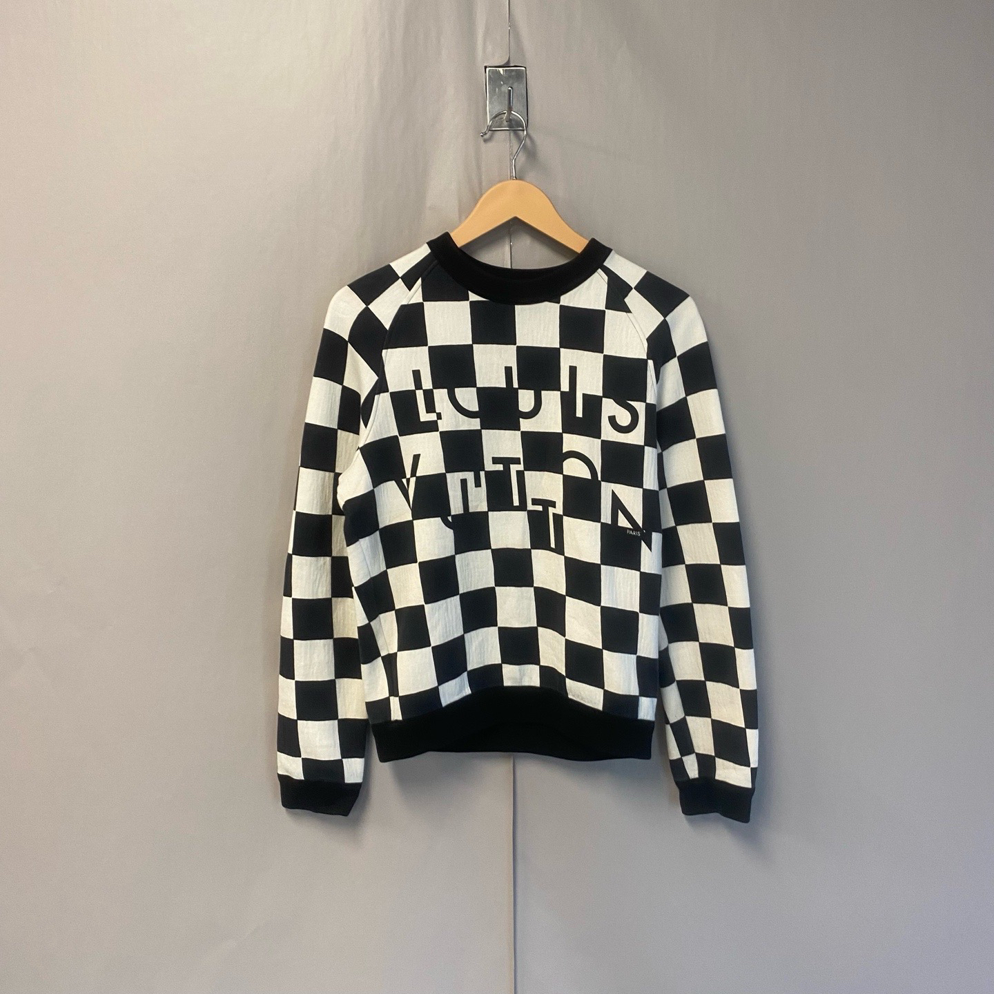 99新 LouisVuitton/路易威登 黑白棋盘格标语卫衣99新 xs码 #6174