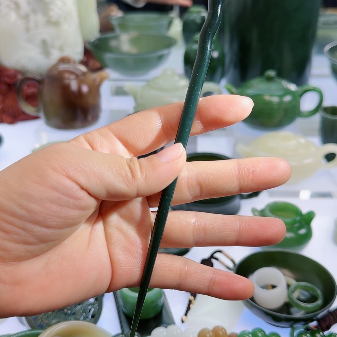 和田玉（青玉）挂件未镶嵌