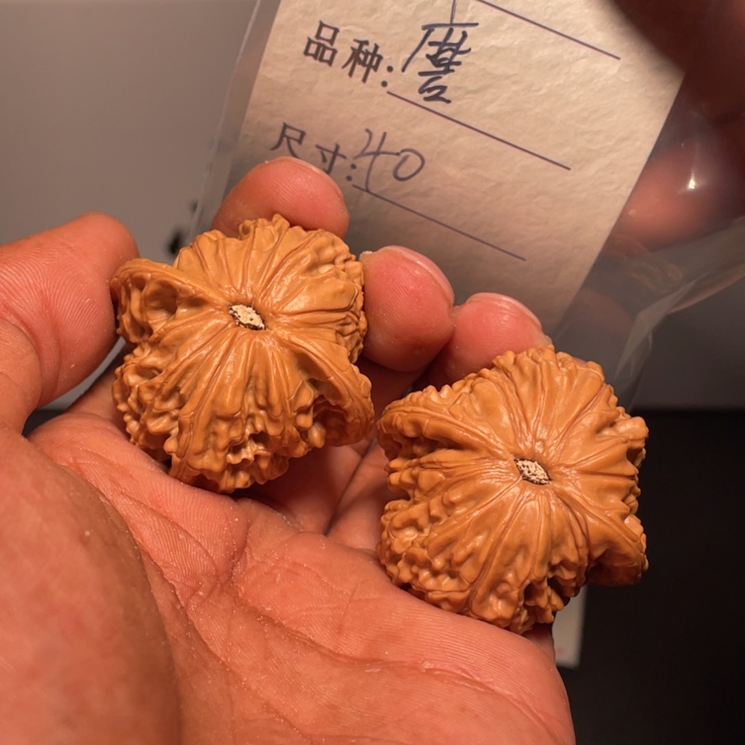 文玩核桃吊坠文玩核桃