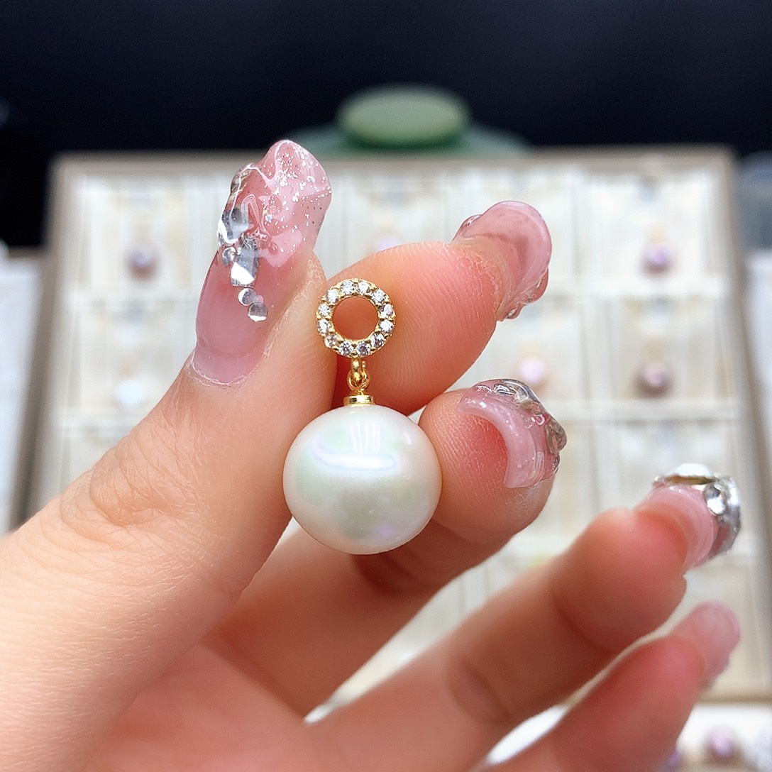 淡水珍珠颈饰合金