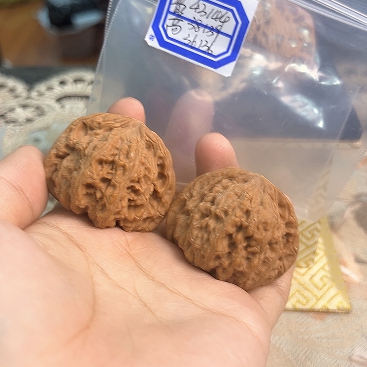 文玩核桃把件兴隆狮子头