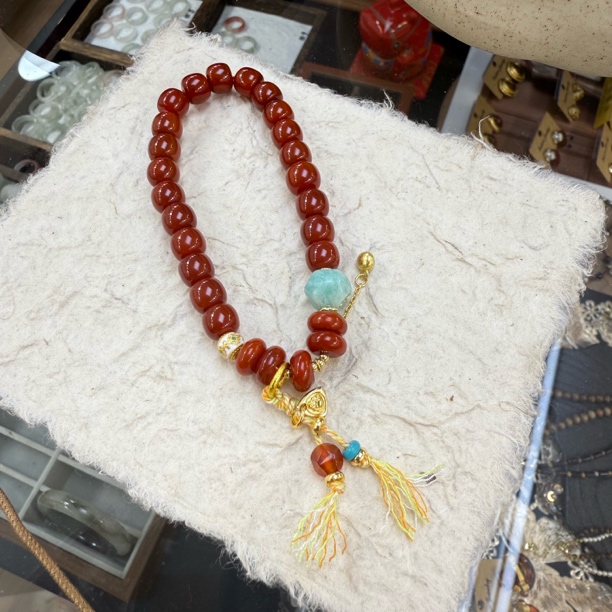 铜合金手链 国风红色编绳手链（吊坠配件随机 默微瑕介意勿拍）