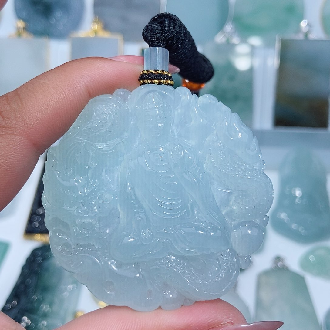 翡翠吊坠(不含链)未镶嵌缅甸