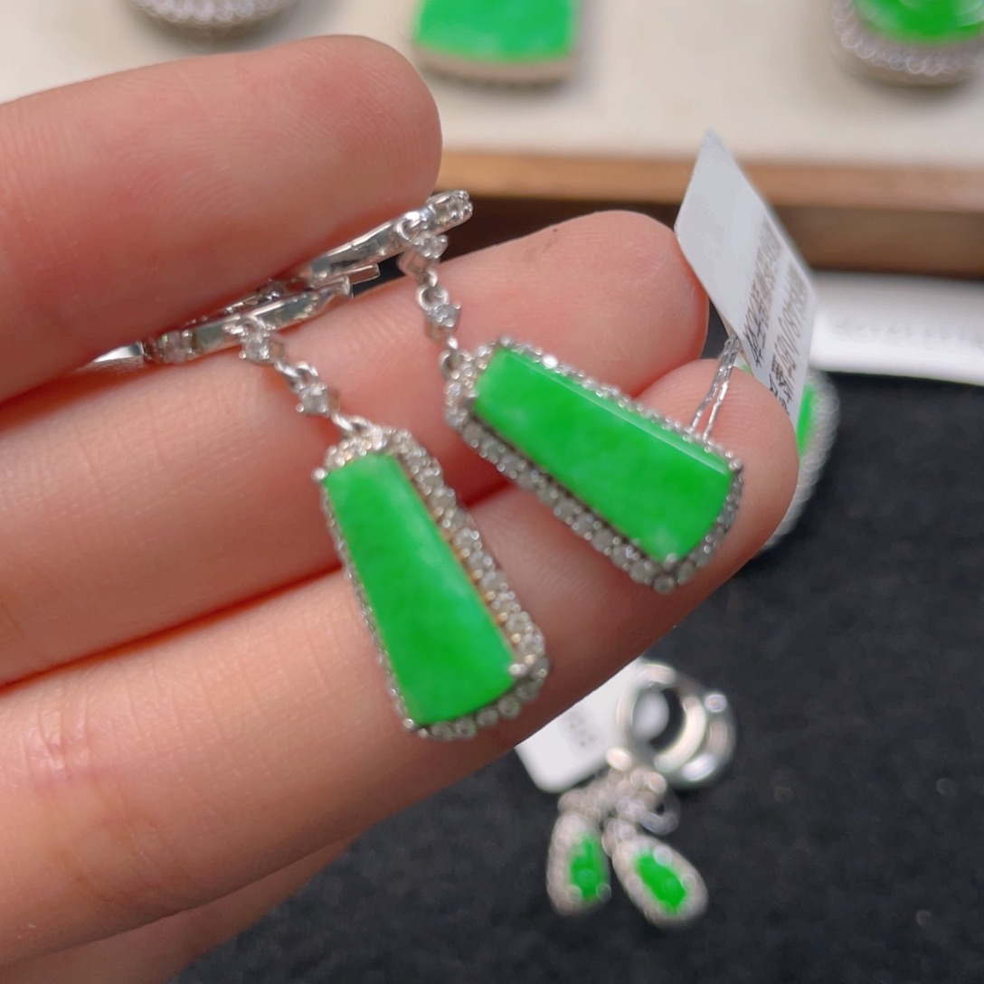 翡翠颈饰银S925镶嵌b n n n