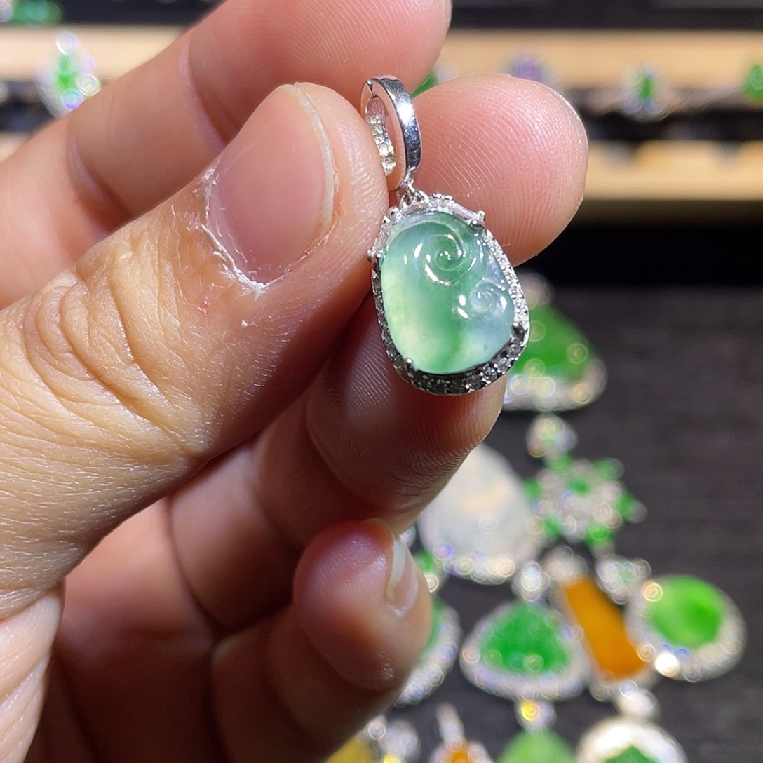 翡翠银S925镶嵌吊坠(不含链)