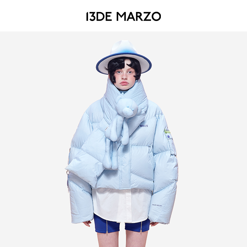 13DE MARZO 90绒帕尔达小熊围巾羽绒服短款时尚休闲保暖外套