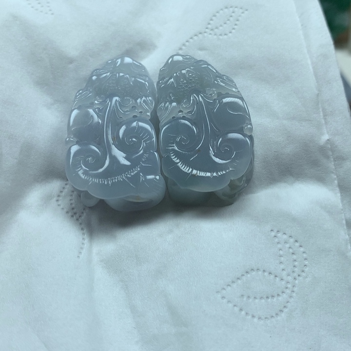 未镶嵌定制翡翠貔貅 毛货 无鉴赏期