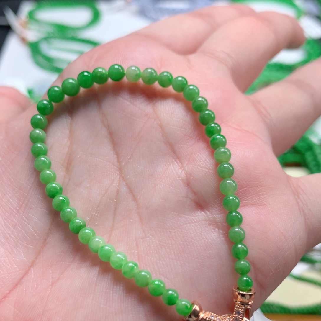 翡翠未镶嵌手链翡翠