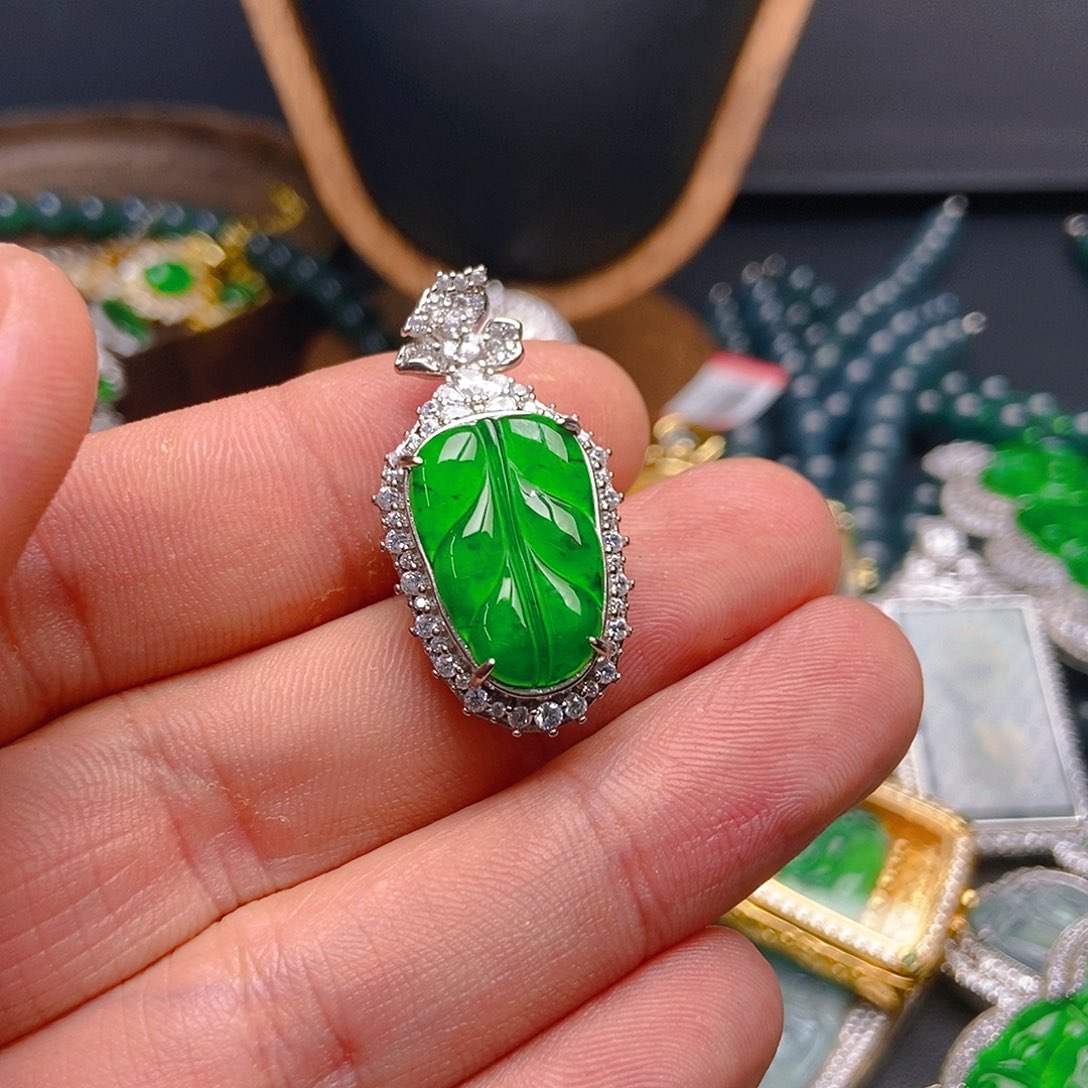 翡翠吊坠(不含链)未镶嵌406吊坠