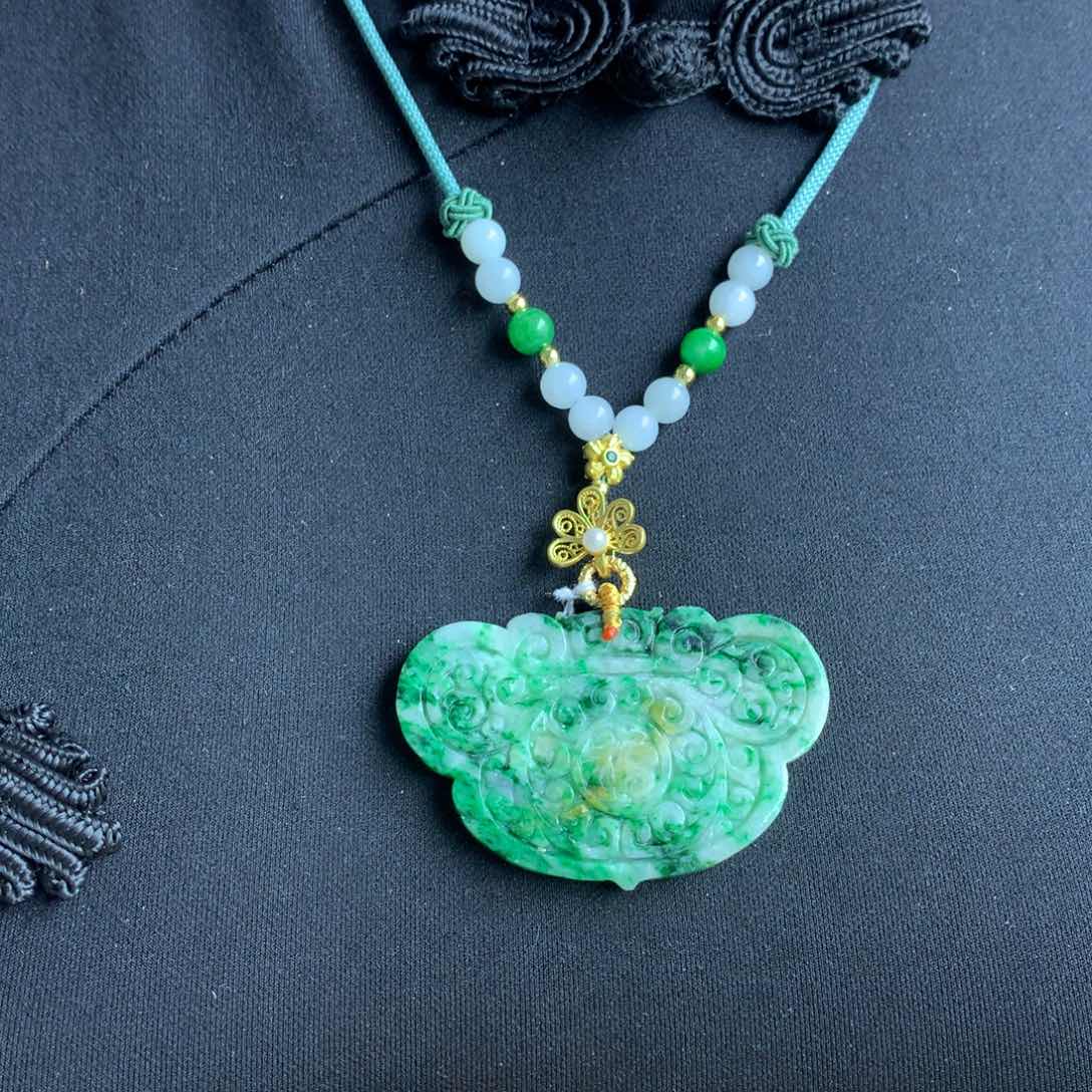 翡翠颈饰未镶嵌翡翠