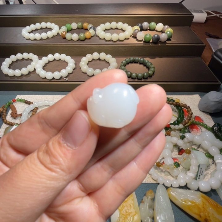 和田玉手串未镶嵌