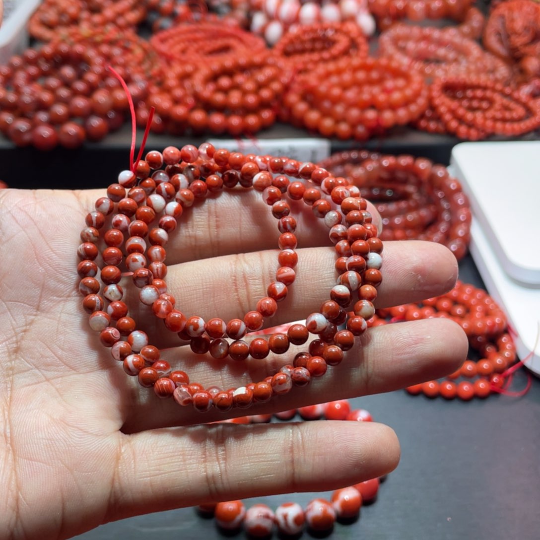 南红玛瑙手链未镶嵌