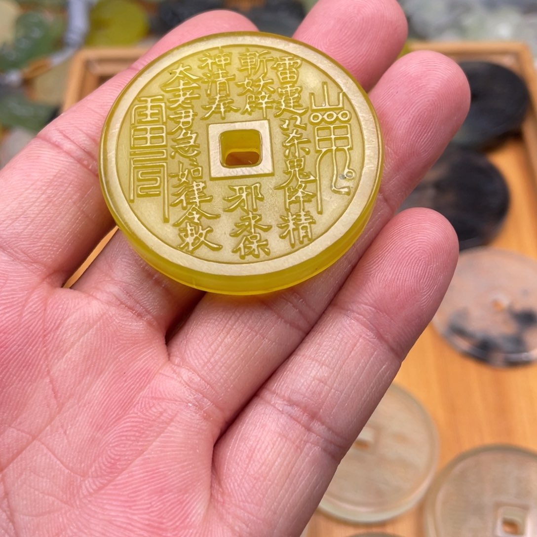 蛇纹石玉未镶嵌其他金**开