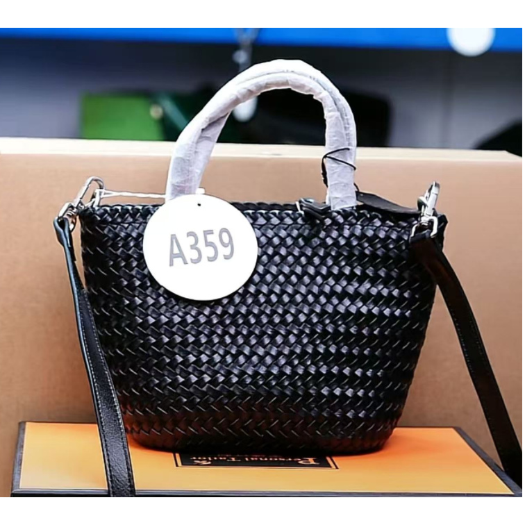 【A359】真皮女包 23*12*16