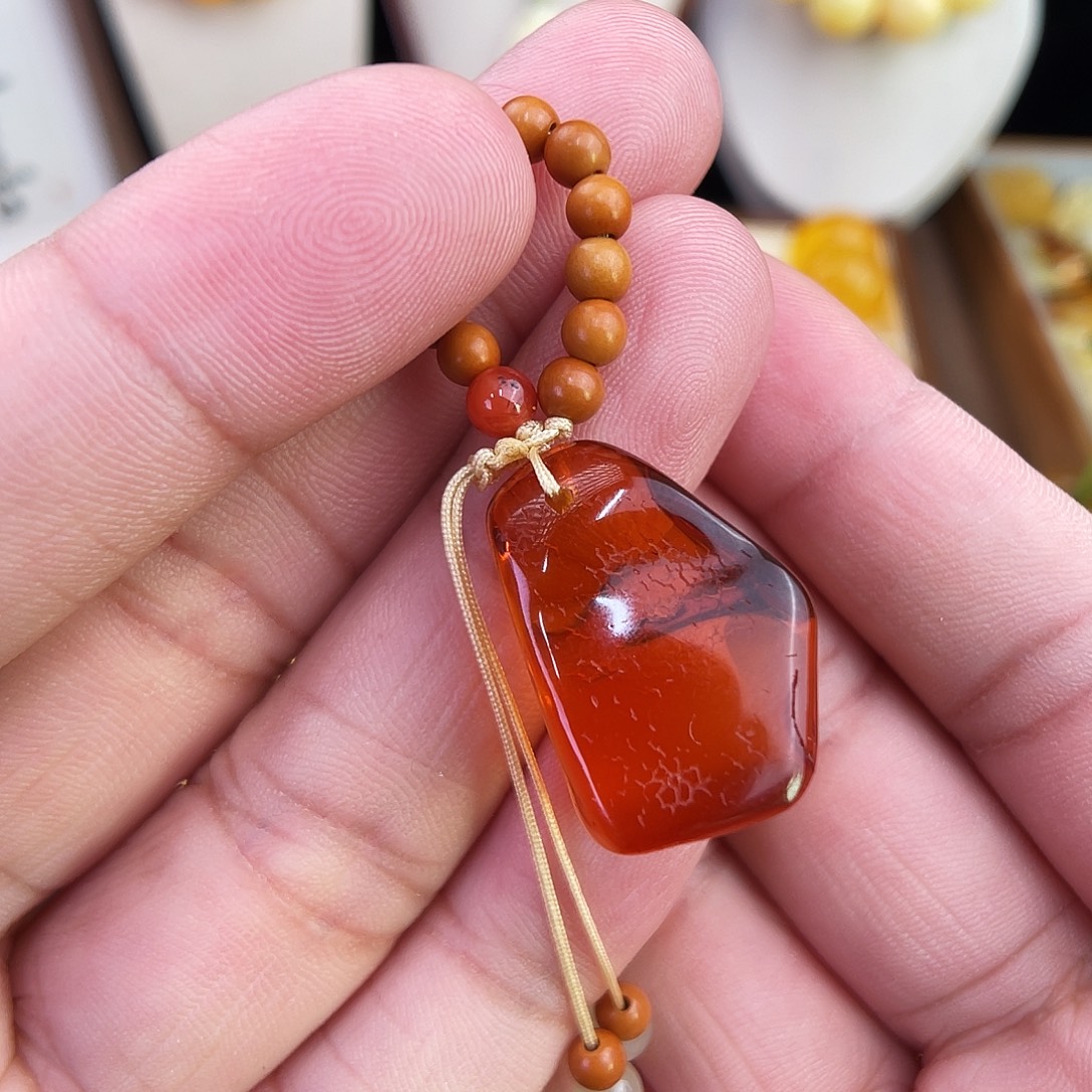 琥珀未镶嵌珠宝奇石我