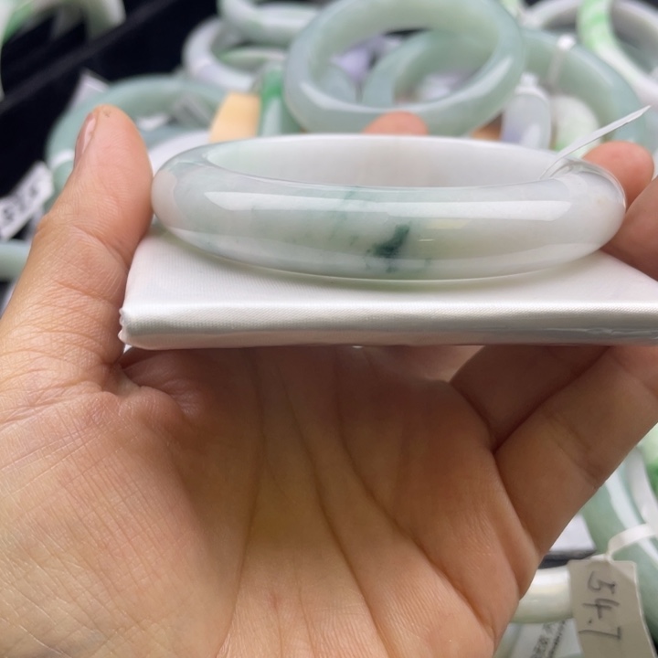 未镶嵌手链翡翠天然