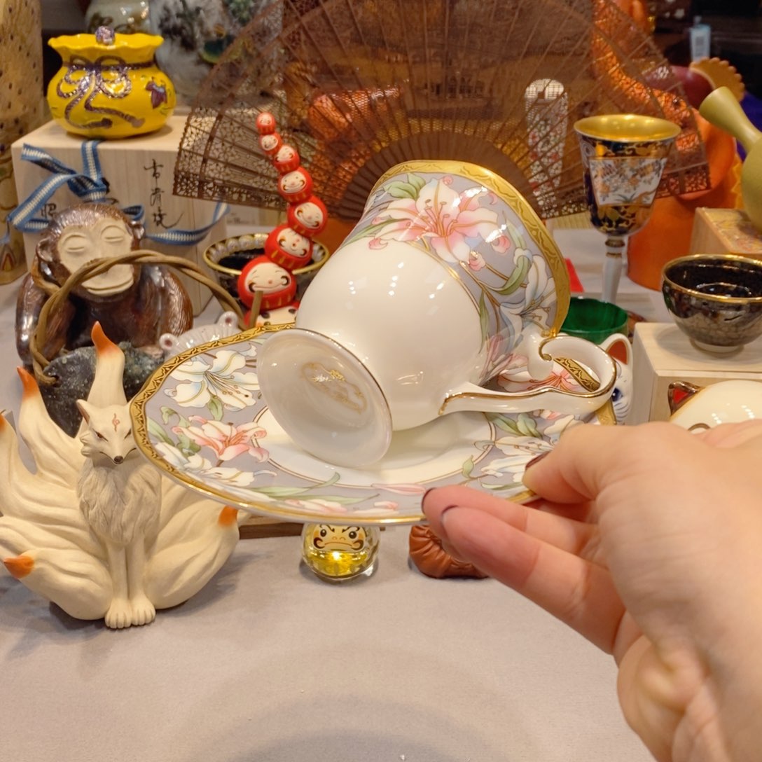 吉***子如图所示 观兰器物