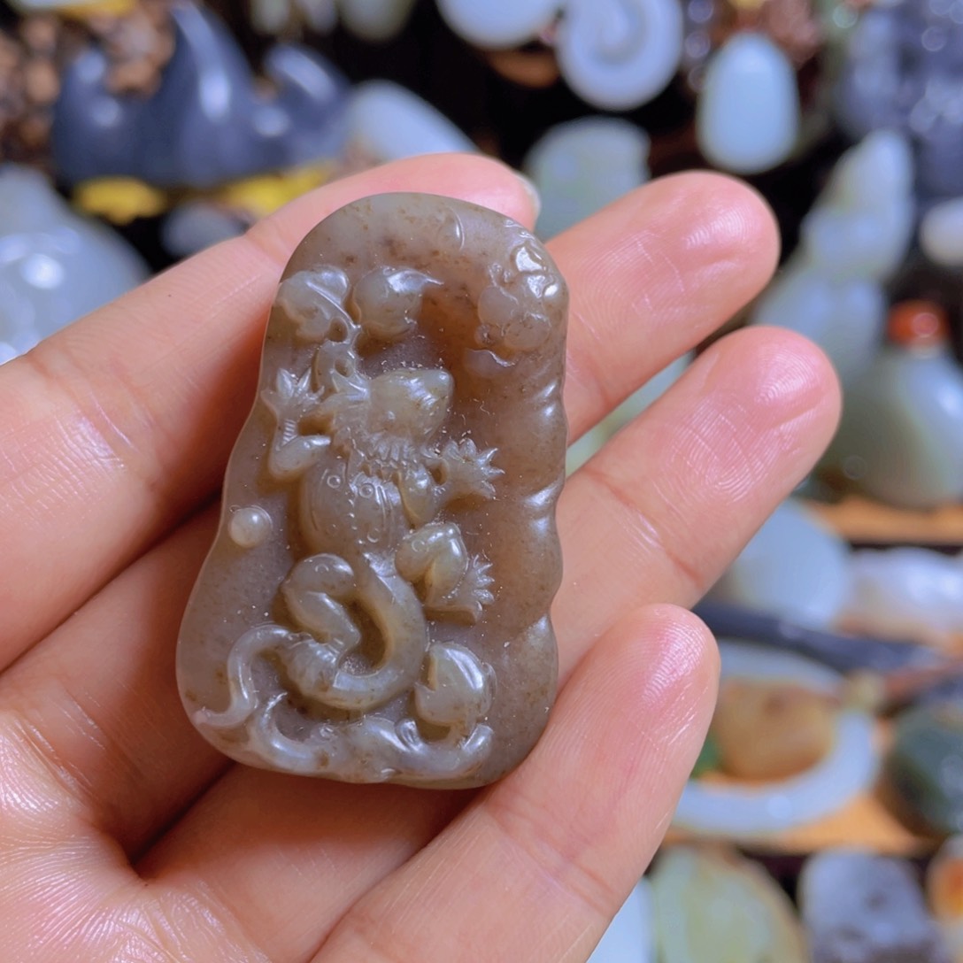 和田玉挂件未镶嵌