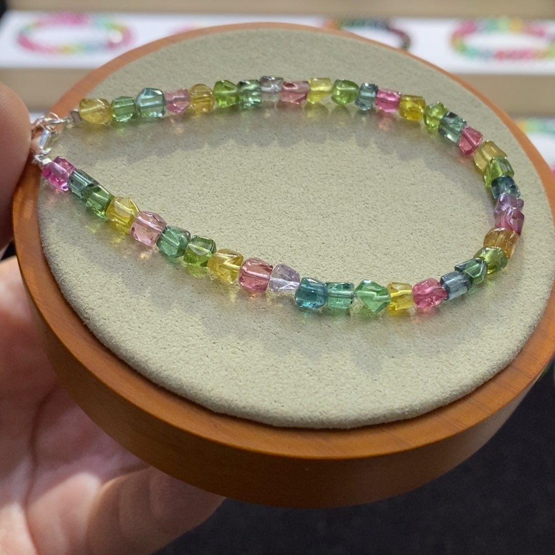 【闪购商品】碧玺手串未镶嵌两天看货期