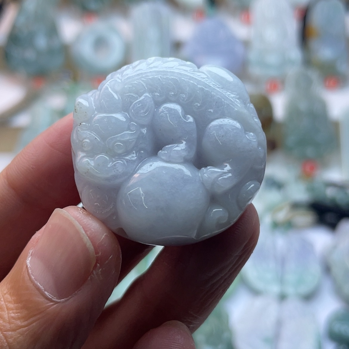 【闪购商品】颈饰未镶嵌翡翠抱球貔貅