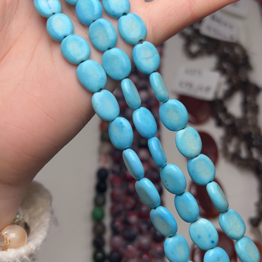 玛瑙/玉髓合金珠宝半成品K376。10mm浅蓝椭圆饼饼一条