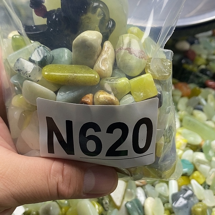 未镶嵌蛇纹石玉鱼缸石