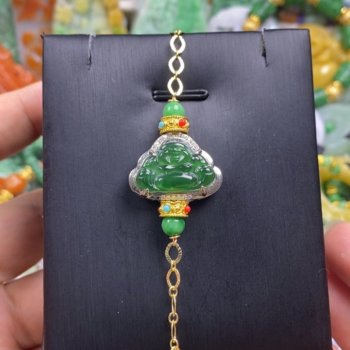 翡翠未镶嵌吊坠(赠链)