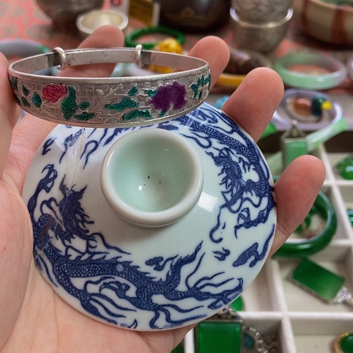 瓷片不会哈哈哈哈哈哈哈哈