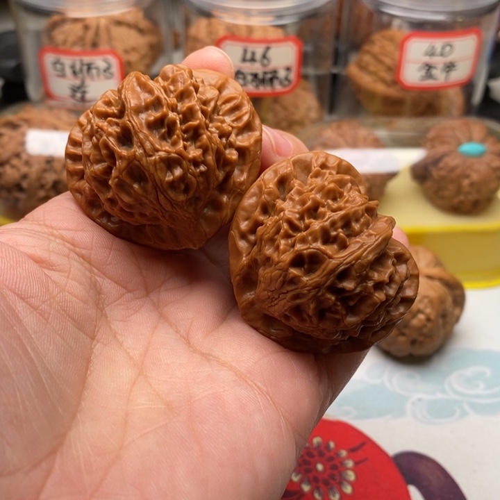 文玩核桃吊坠43宫灯