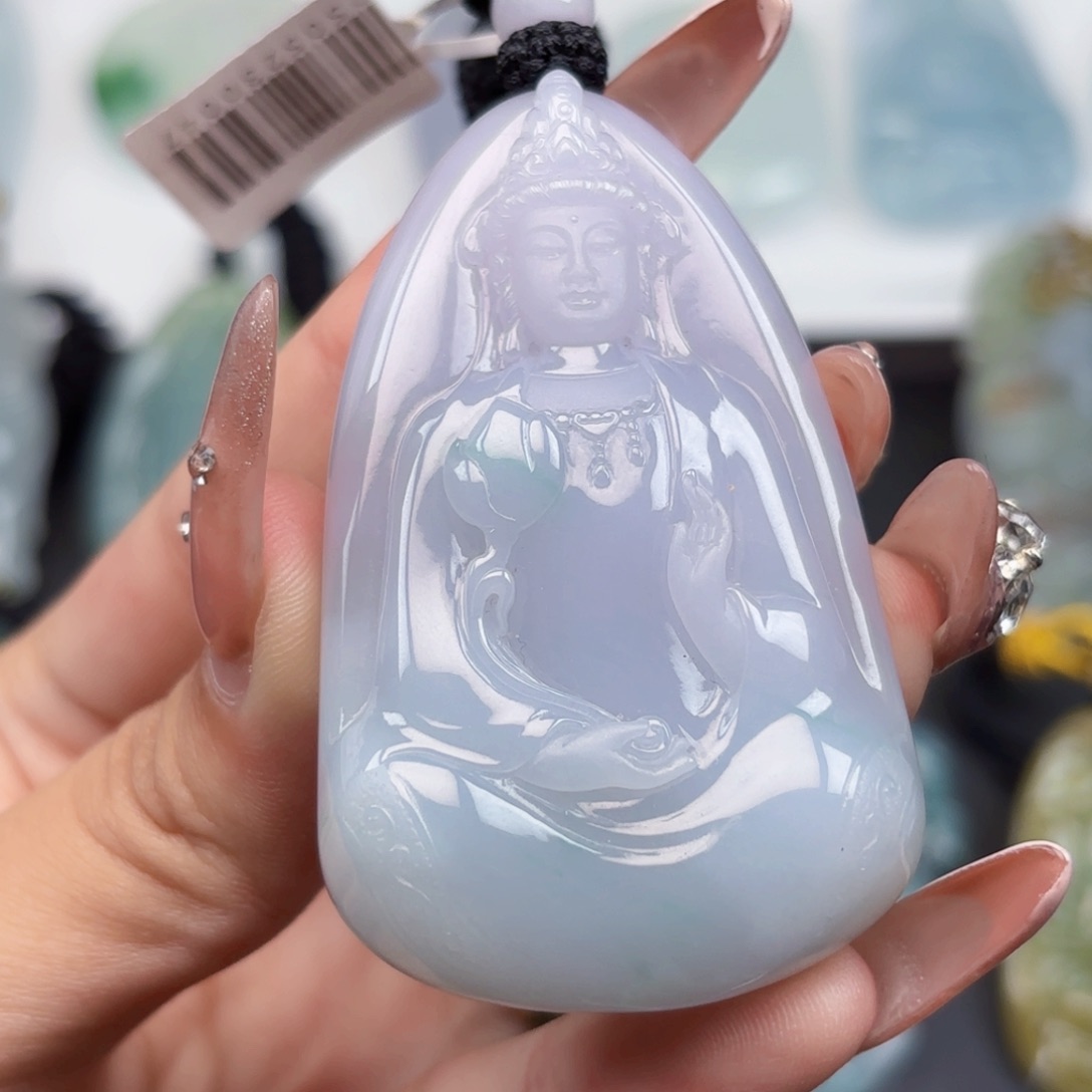 翡翠未镶嵌颈饰素衣