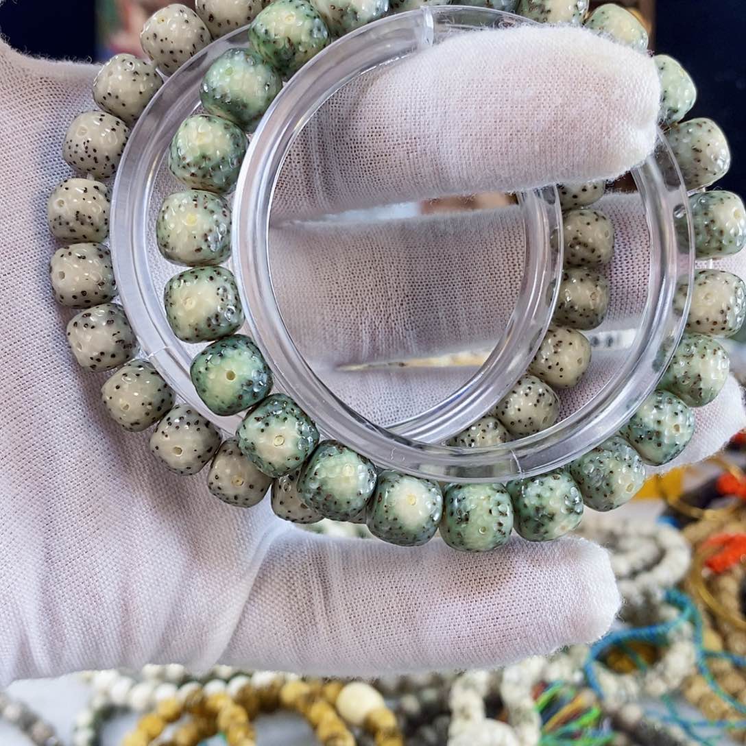 星月菩提手串1****1星月菩提雕刻手串