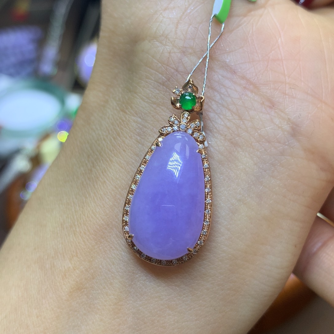 【闪购商品】翡翠颈饰18K金镶嵌翡翠