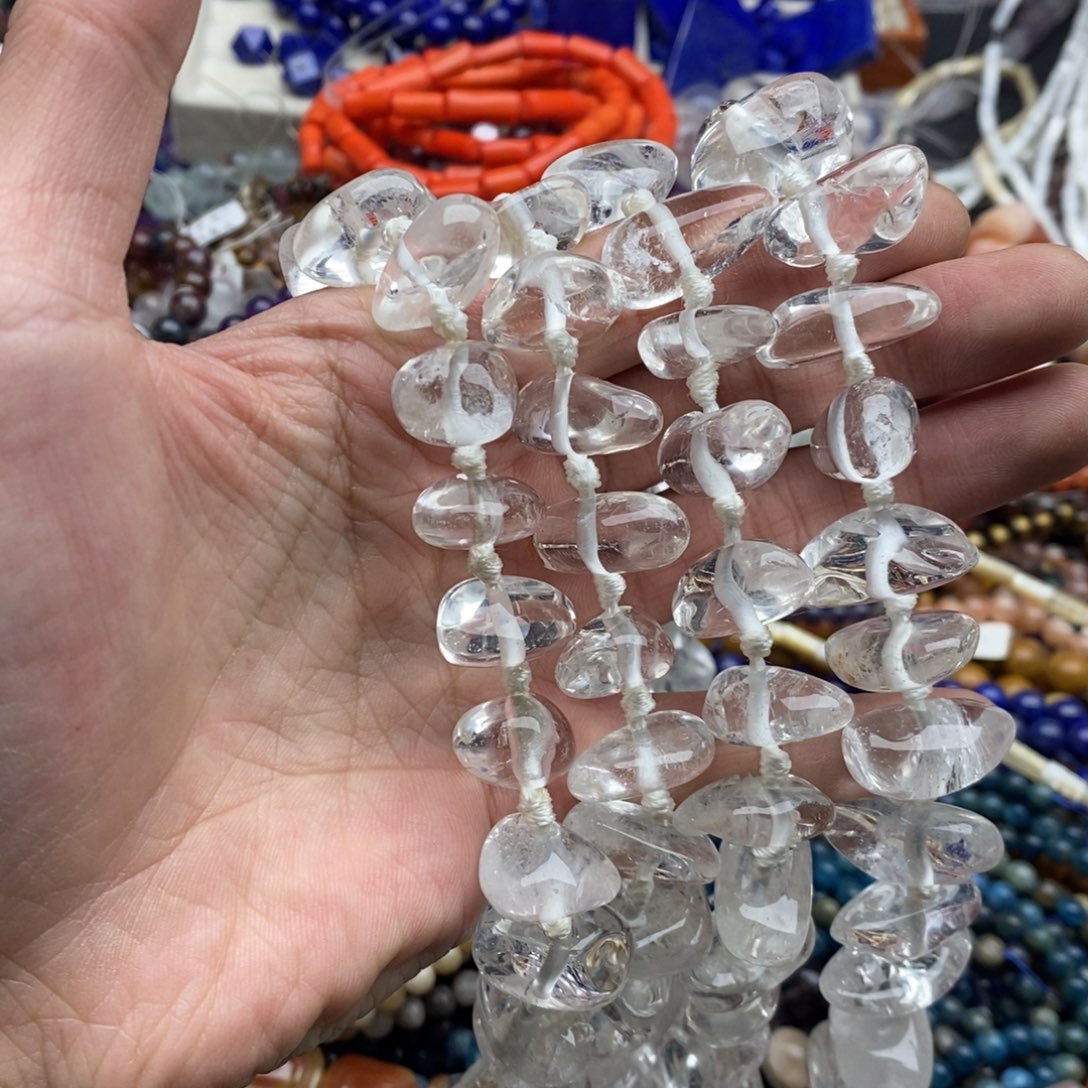 玛瑙/玉髓未镶嵌珠宝半成品一条纯天然白水晶透体大随行