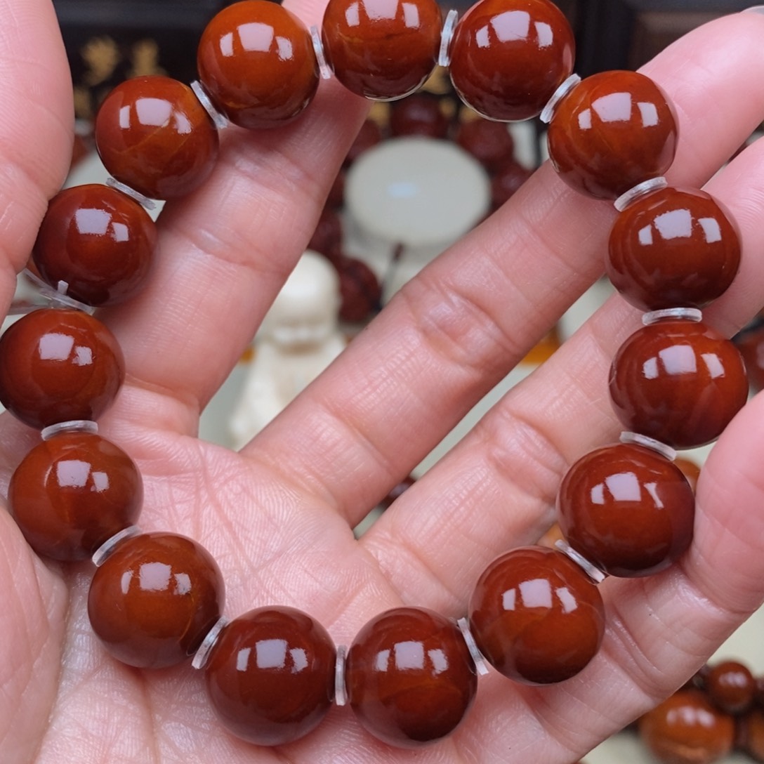 橄榄核吊坠（****）光哦，