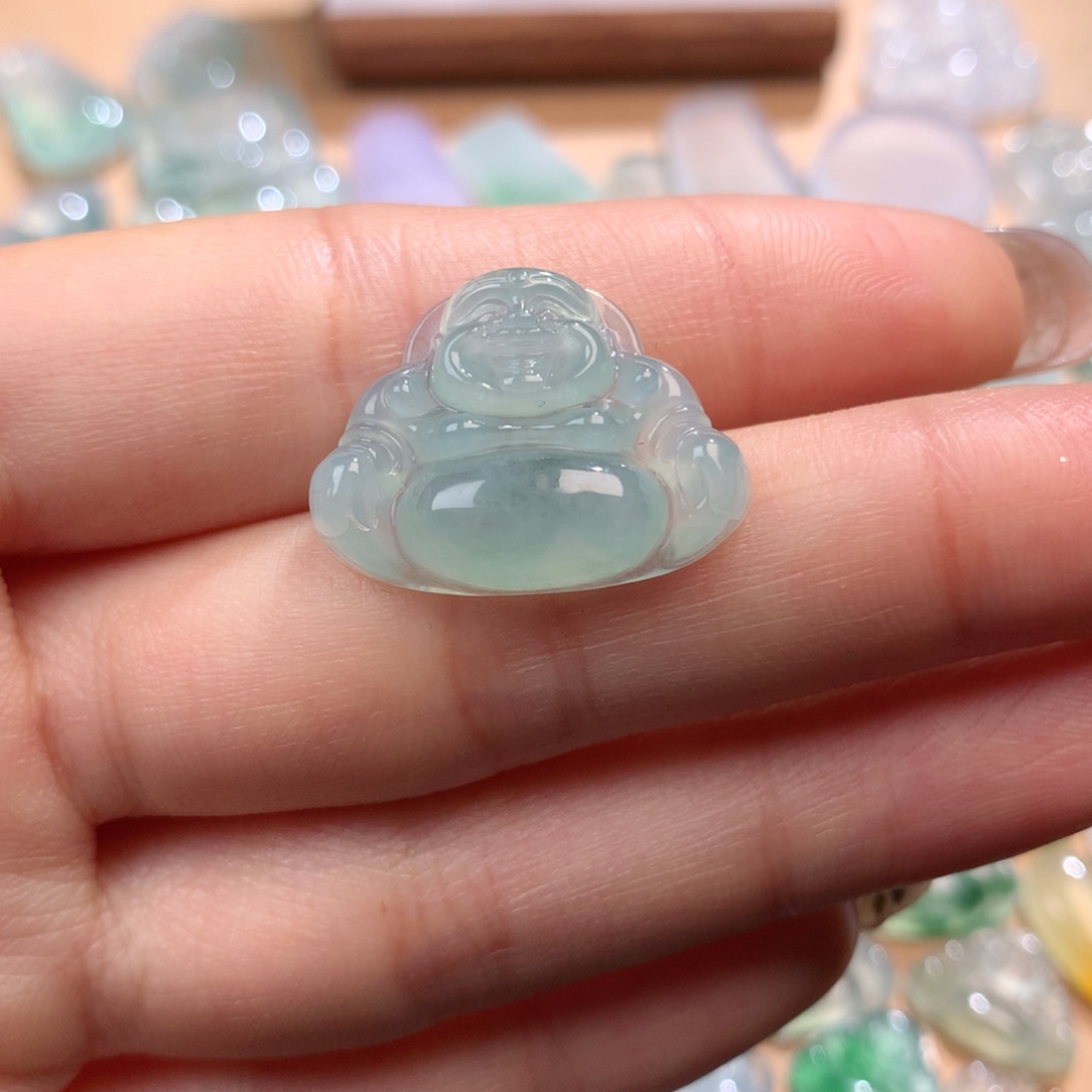 翡翠挂件未镶嵌佛