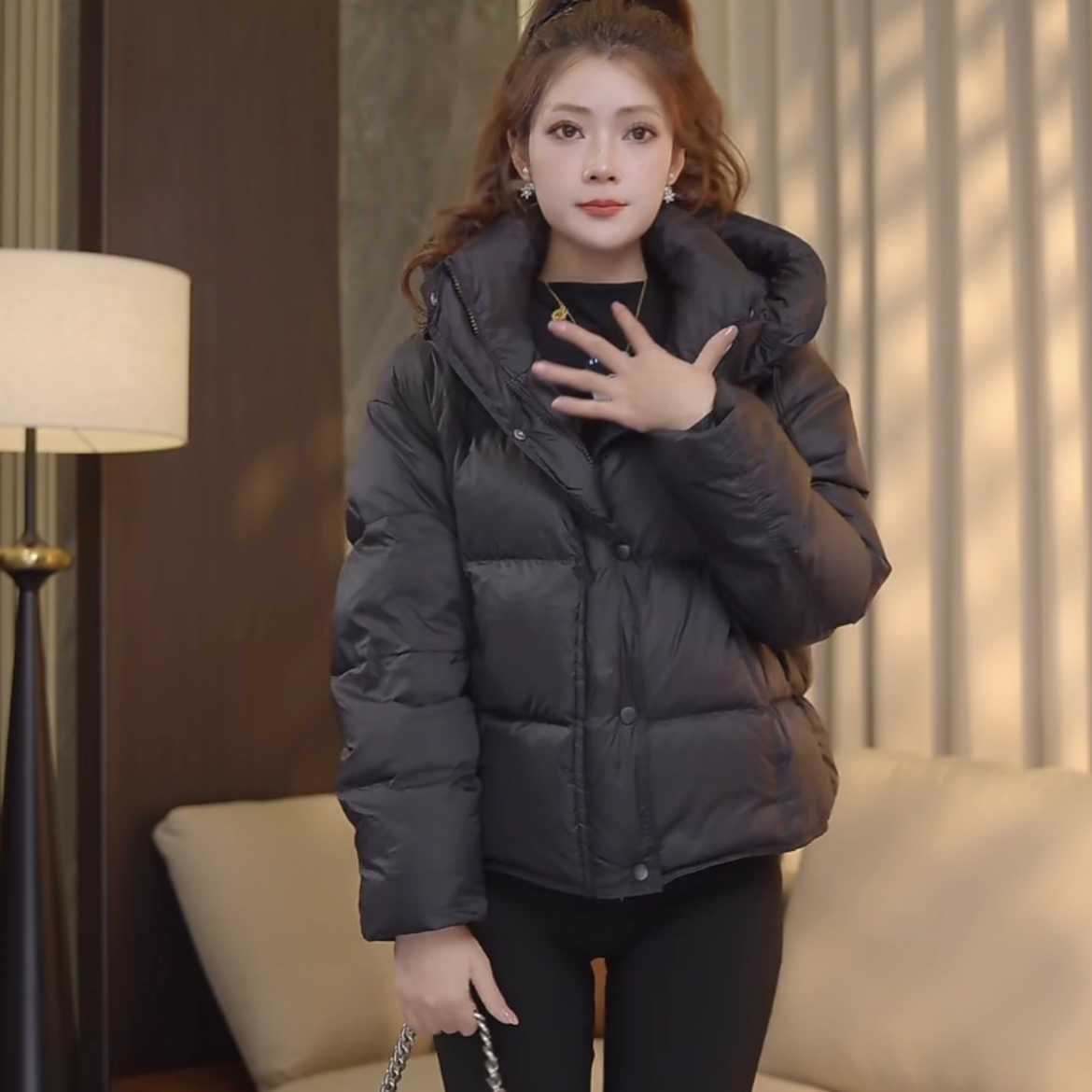 90鹅绒服云朵泡芙短款加厚连帽羽绒服（简一）