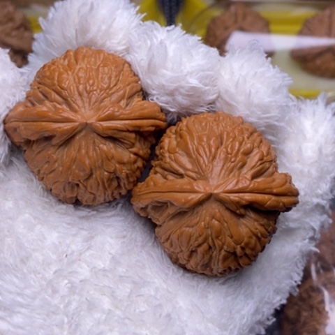 文玩核桃把件时**逝白狮子42