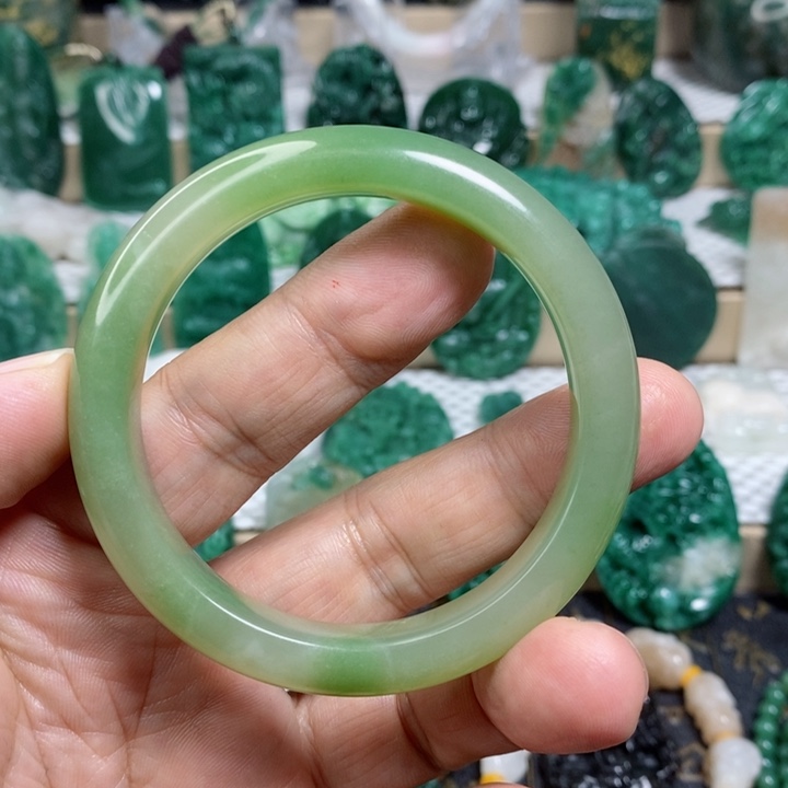 未镶嵌手镯和田玉大*帅
