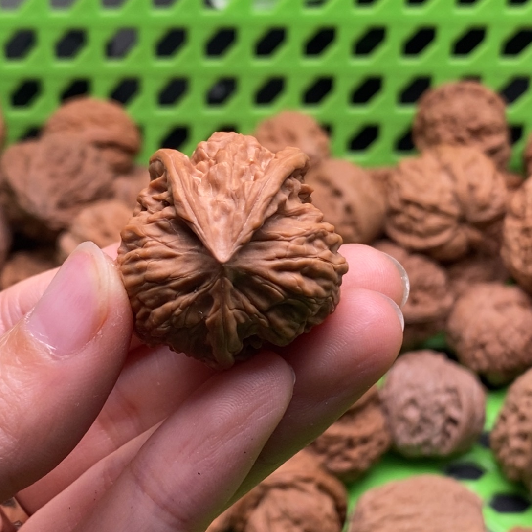 齐***齐核桃定制商品不退不换