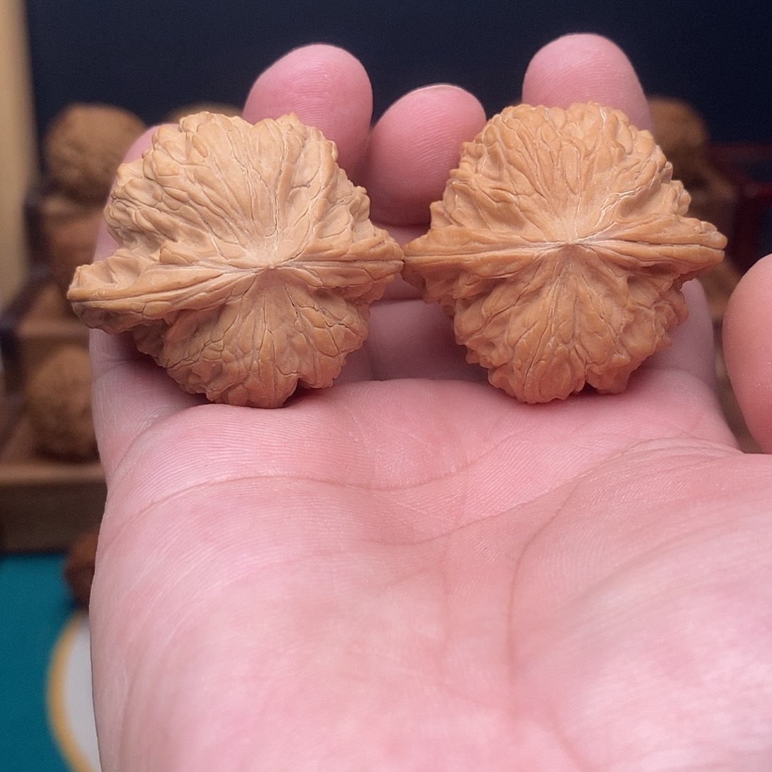文玩核桃把件磨盘山果42加